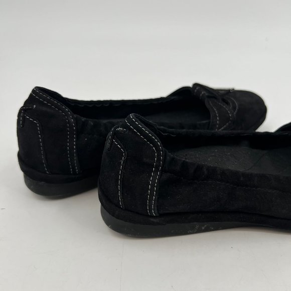Clarks Black Suede Bow Accent Flats | Versatile Any Season - Picture 5 of 9